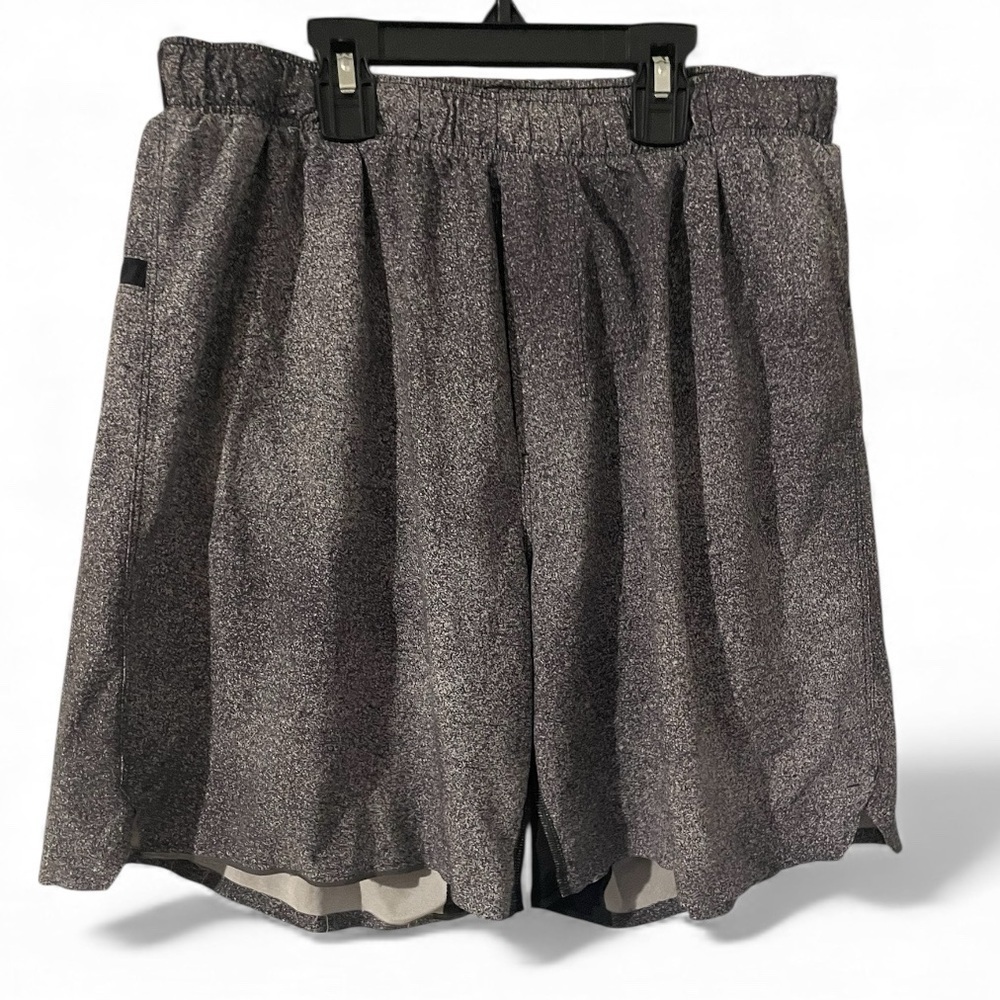 lululemon athletica Men's Athletic Shorts in Charcoal Speckle